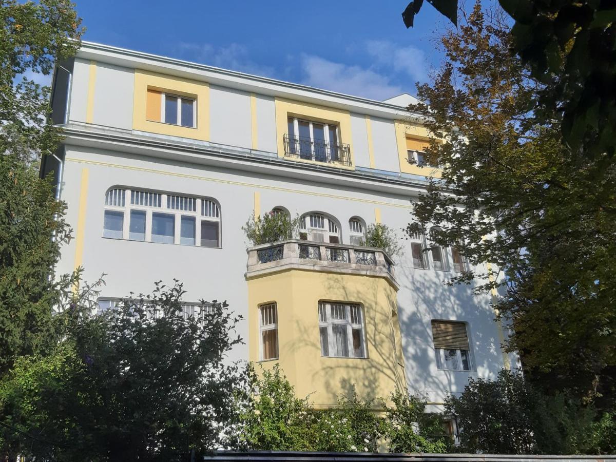 Green Hill Apartment ブダペスト エクステリア 写真