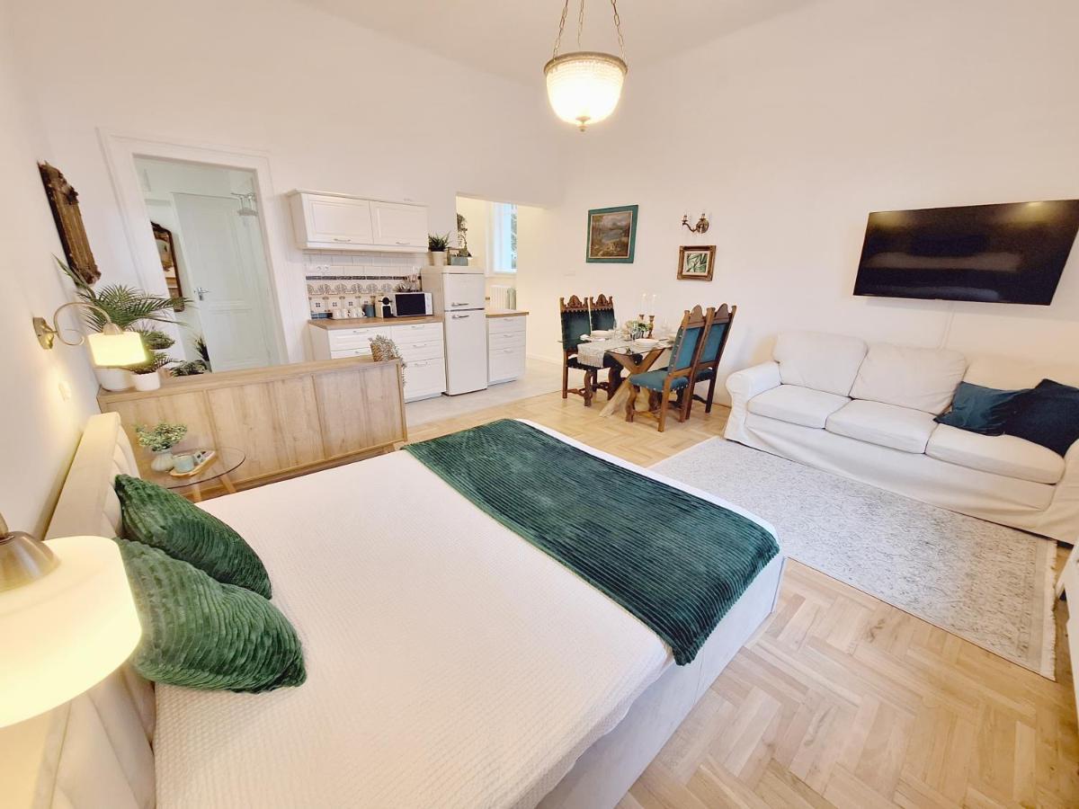 Green Hill Apartment ブダペスト エクステリア 写真